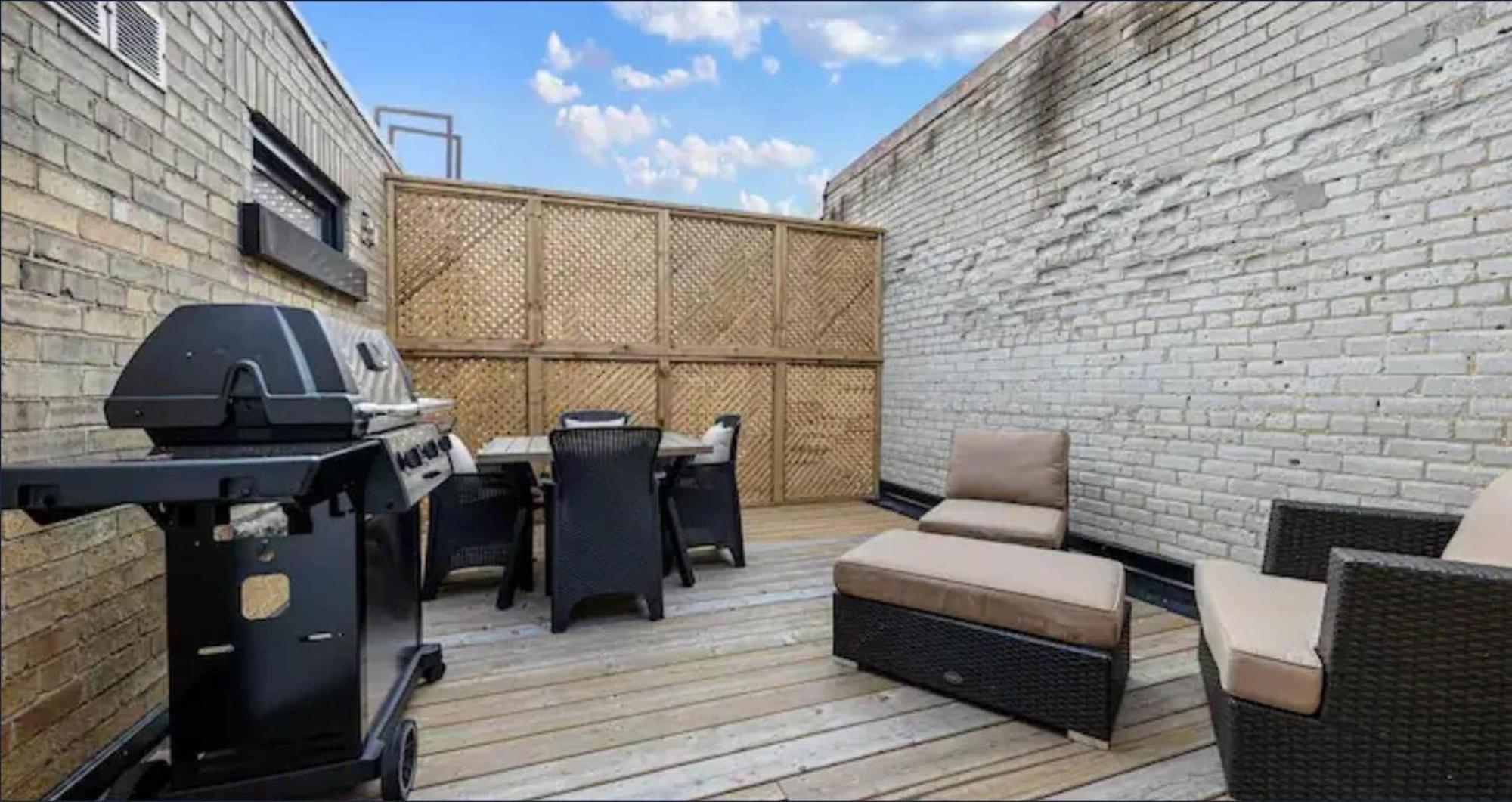 Casa St Clair - Suite -Style Suite W Lrg Patio Toronto Eksteriør bilde
